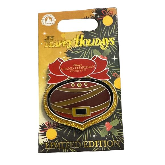 Disney Pin 2022 Grand Floridian Resort: Happy Holidays The Beast & Gaston LE New - Picture 1 of 4
